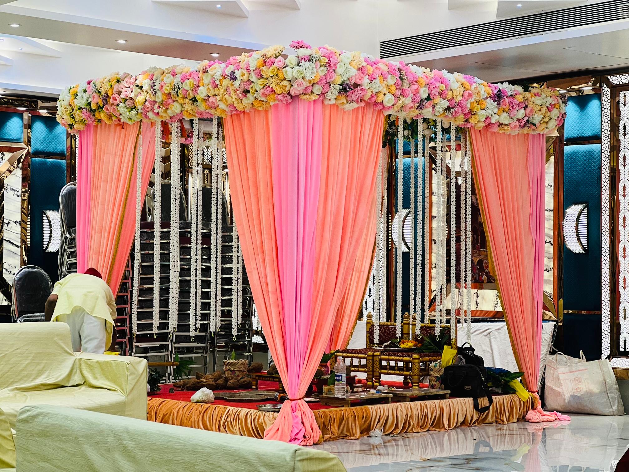 Grand Utsav Banquet Decor